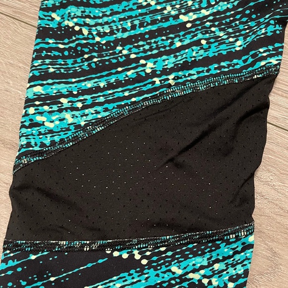 NWOT Champion Leggings - Picture 4 of 7